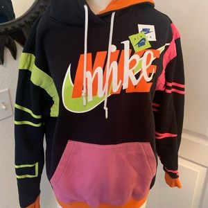 Nike hoodie. never worn. new without tags.